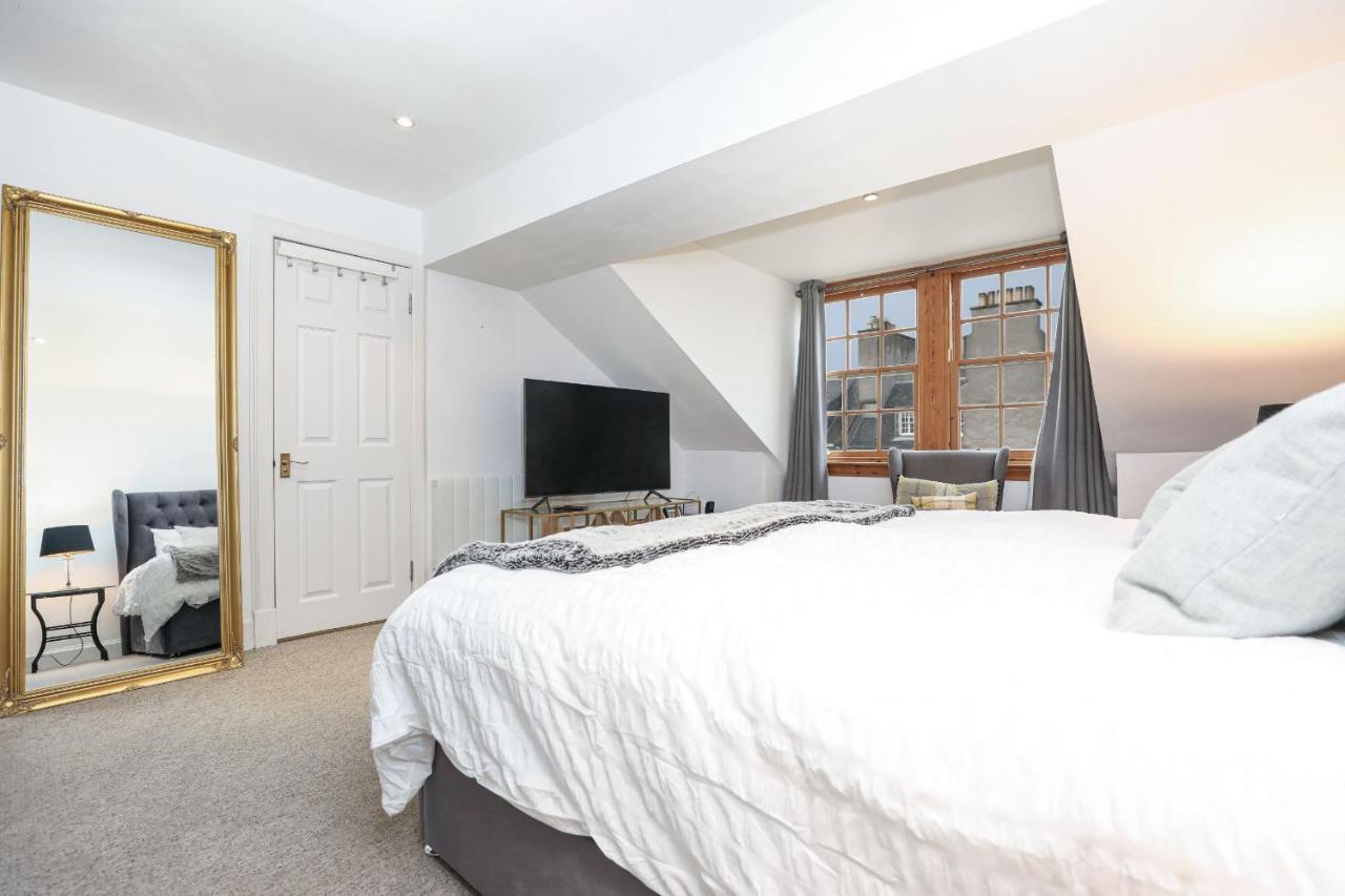 Luxury 3 Bed Royal Mile Apartment Edinburgh Ngoại thất bức ảnh