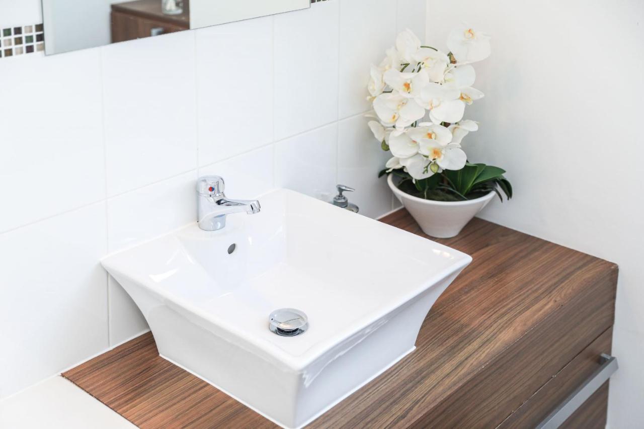 Luxury 3 Bed Royal Mile Apartment Edinburgh Ngoại thất bức ảnh